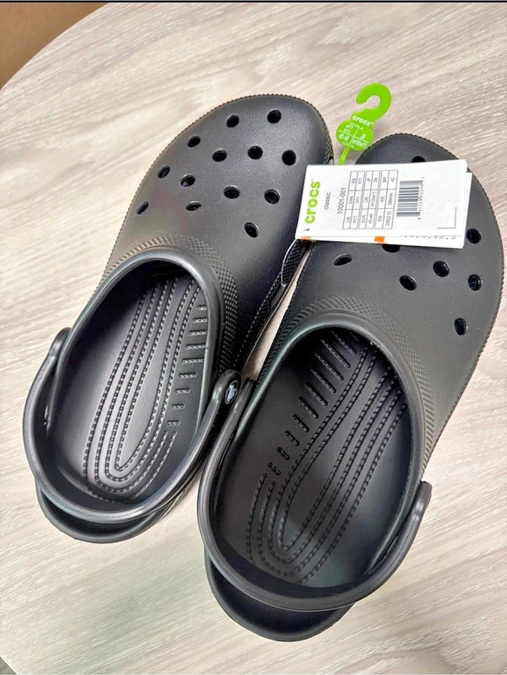 Crocs Classic Clog Black Men’s US 11 NWT